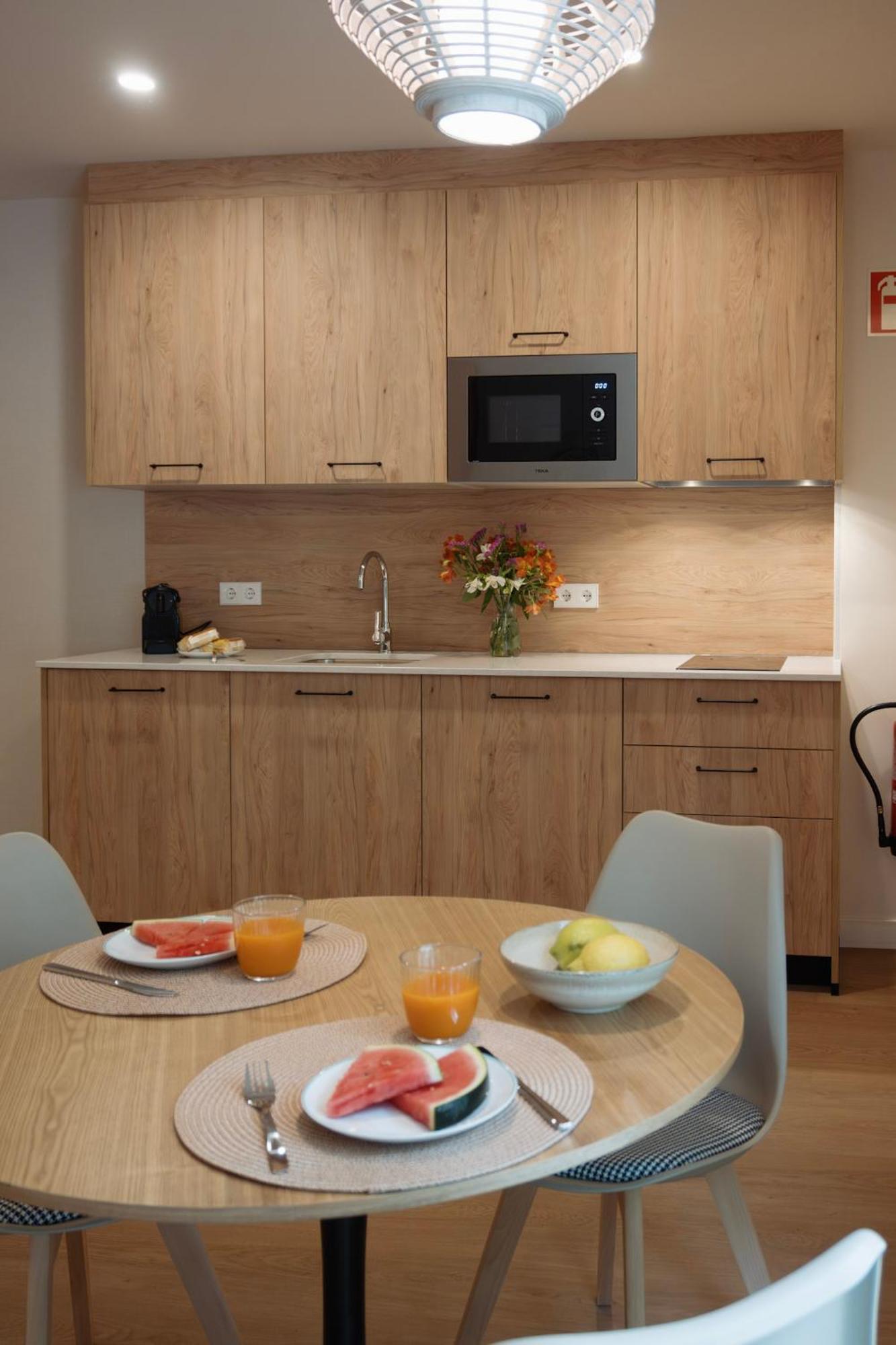 Apartamentos Joaquin Costa 桑坦德 外观 照片